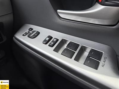 2013 Toyota Prius - Thumbnail