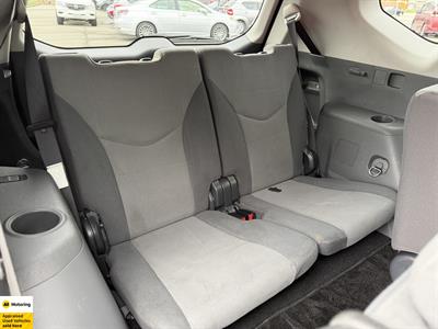 2013 Toyota Prius - Thumbnail