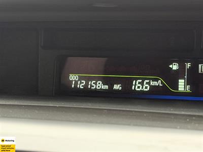 2013 Toyota Prius - Thumbnail