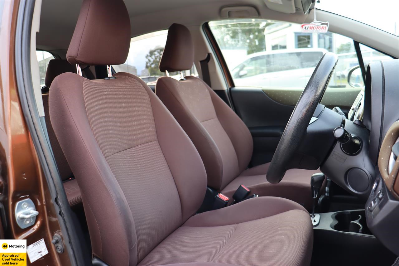 2011 Toyota Vitz