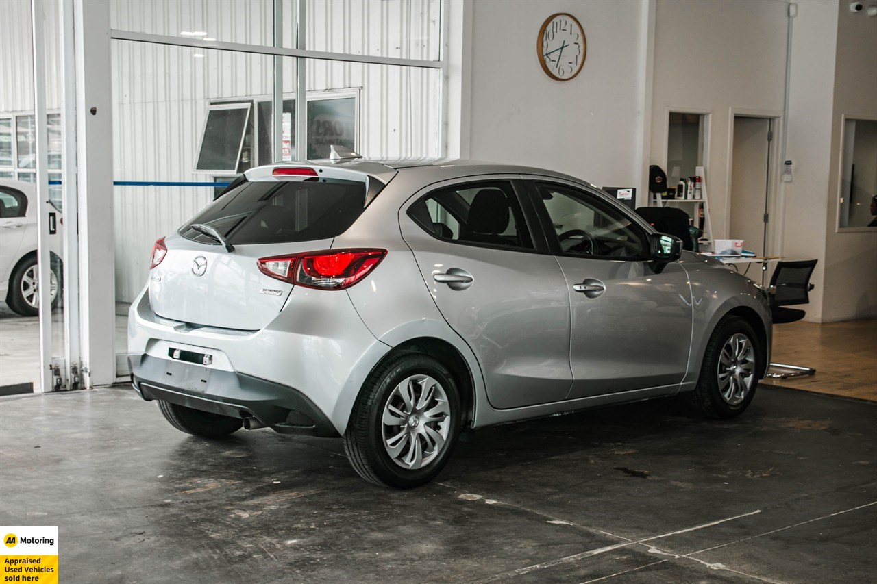 2017 Mazda Demio