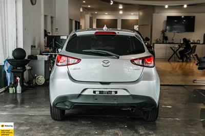 2017 Mazda Demio - Thumbnail