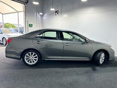 2012 Toyota Camry - Thumbnail