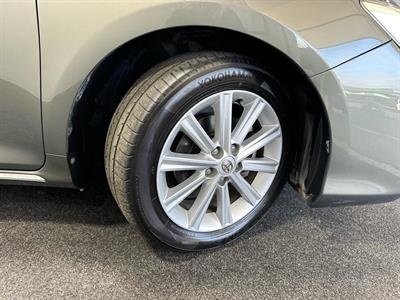 2012 Toyota Camry - Thumbnail
