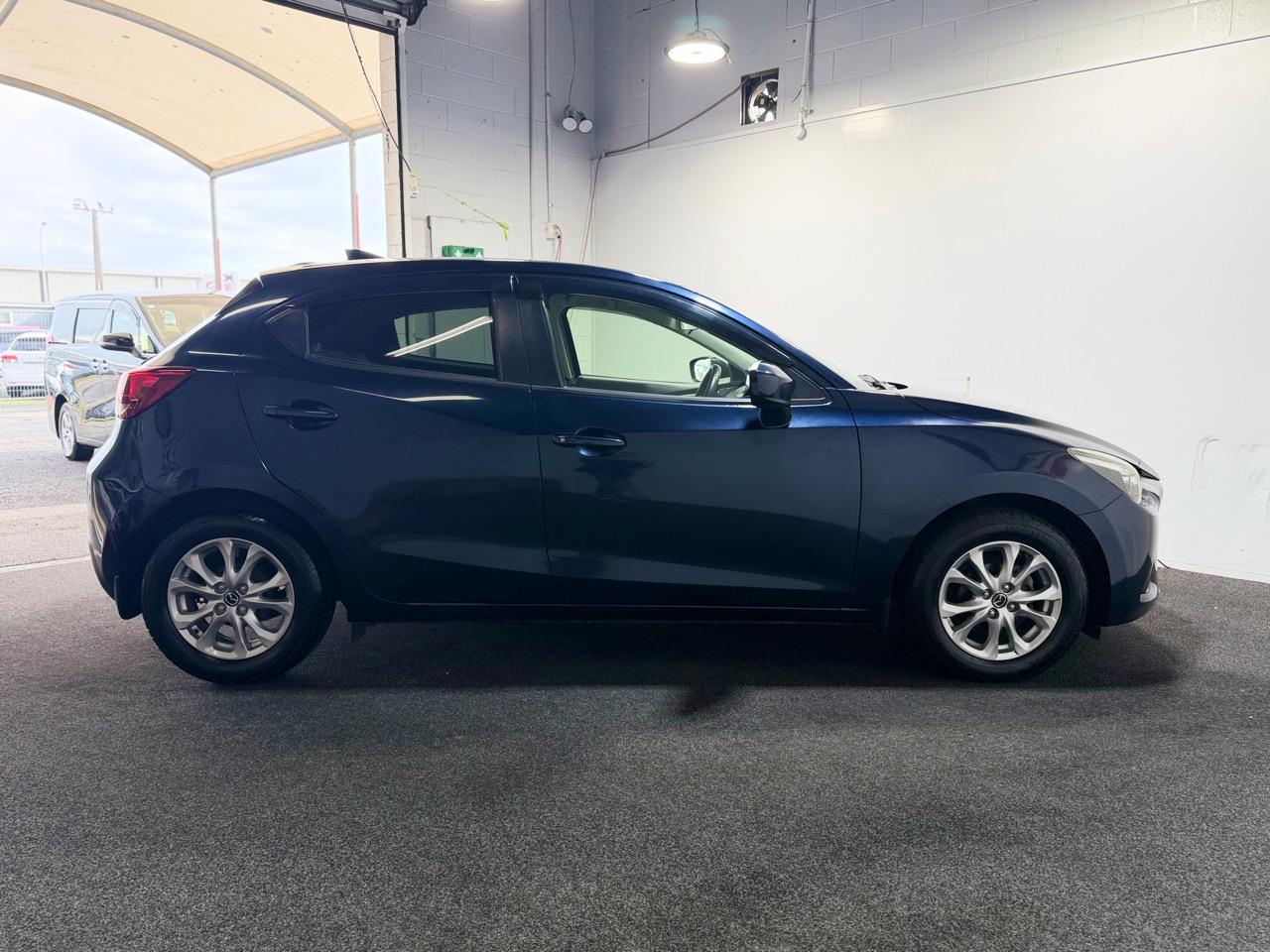2016 Mazda Demio
