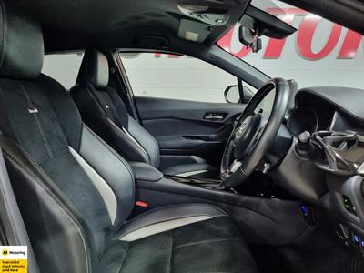 2019 Toyota C-HR - Thumbnail