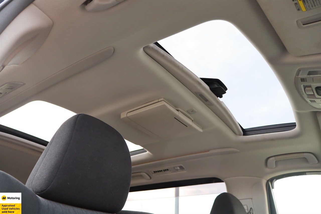 2013 Toyota Vellfire