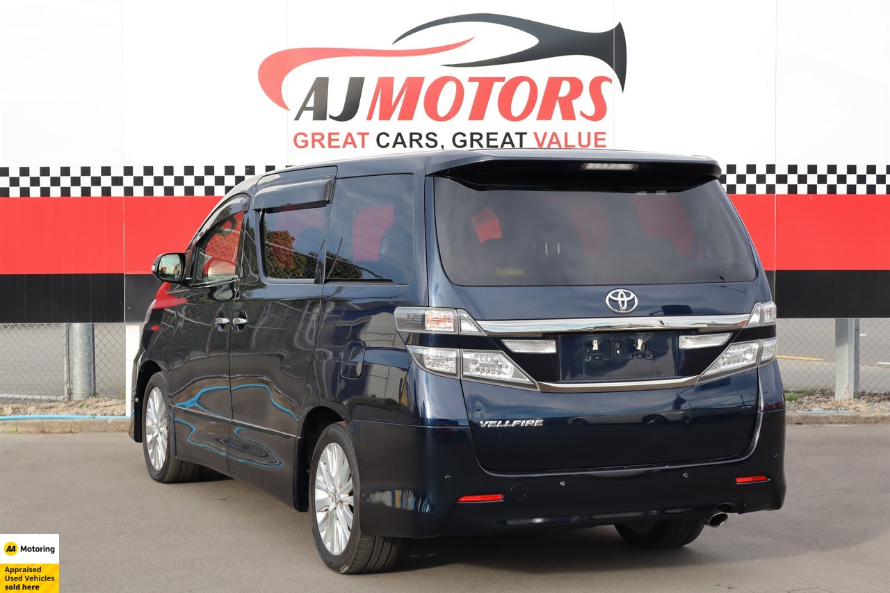 2013 Toyota Vellfire