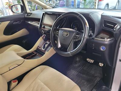 2015 Toyota Vellfire - Thumbnail