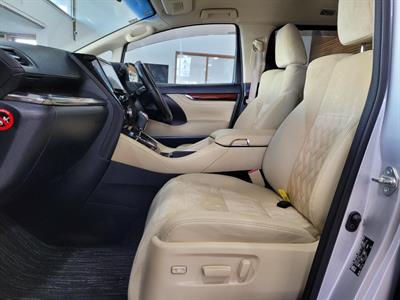 2015 Toyota Vellfire - Thumbnail