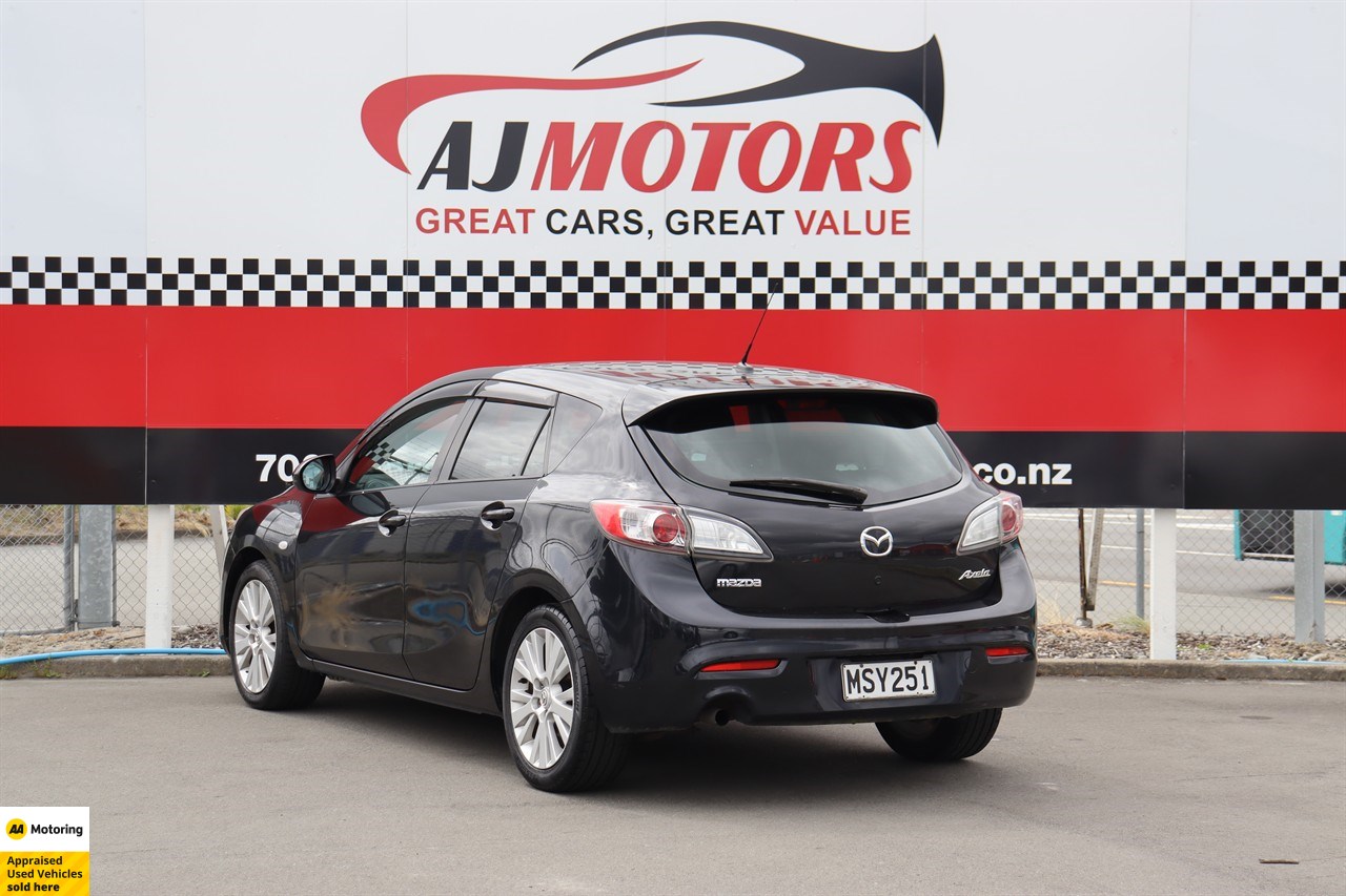 2010 Mazda Axela