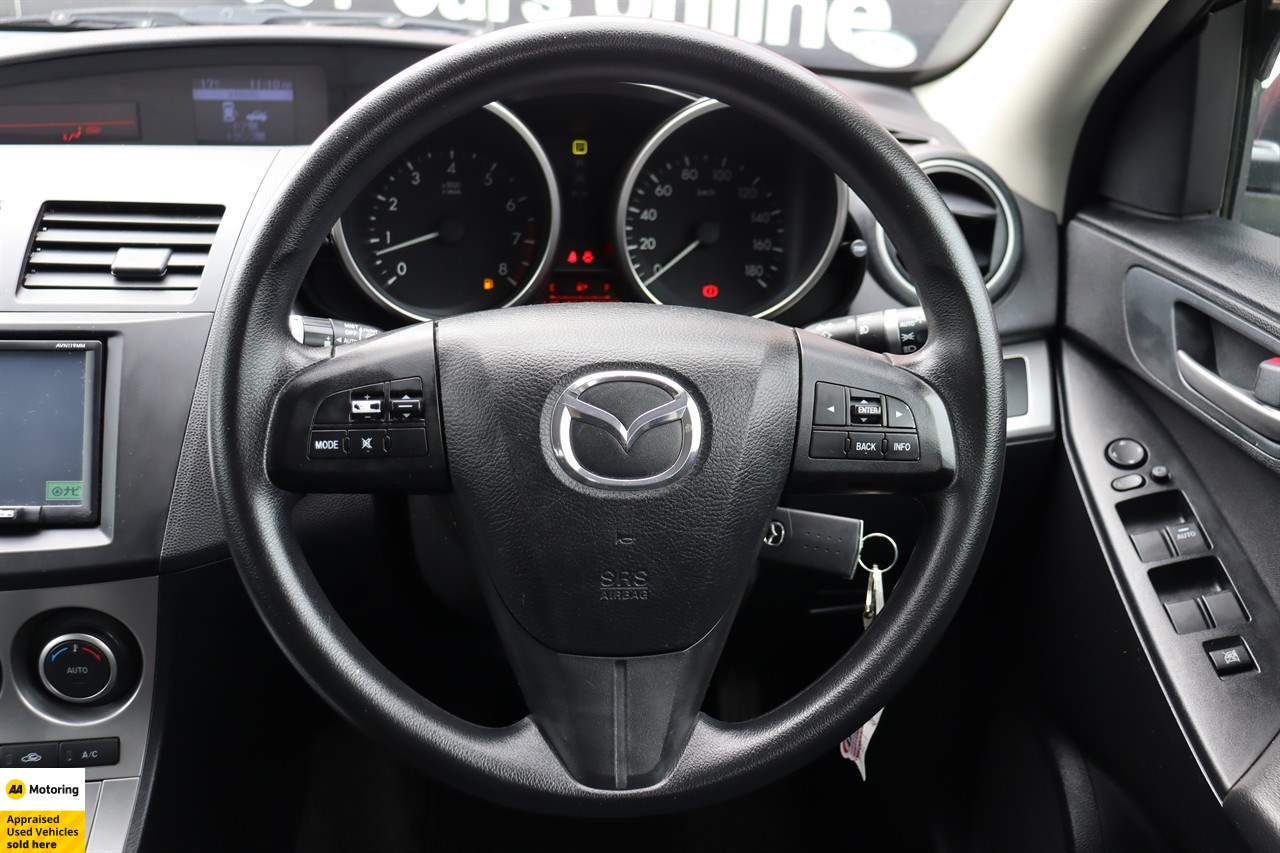 2010 Mazda Axela