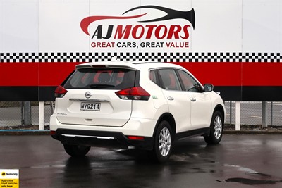 2022 Nissan X-Trail - Thumbnail
