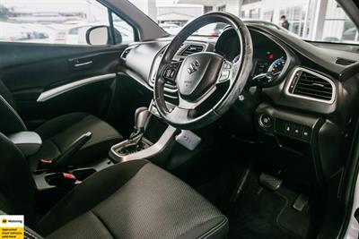 2015 Suzuki S-Cross - Thumbnail