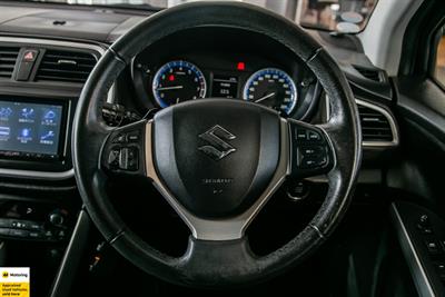 2015 Suzuki S-Cross - Thumbnail