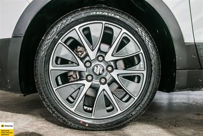 2015 Suzuki S-Cross - Thumbnail
