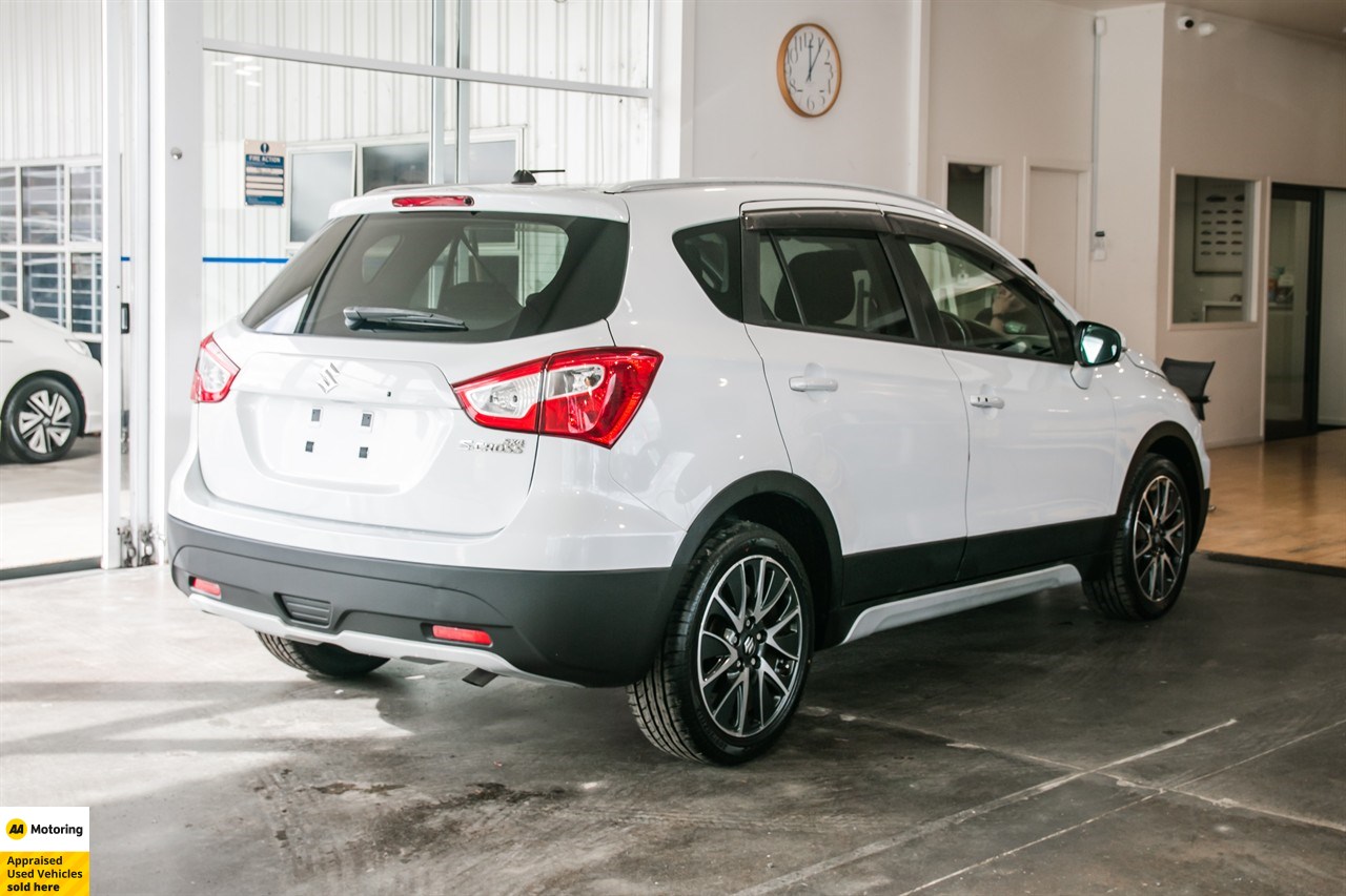 2015 Suzuki S-Cross