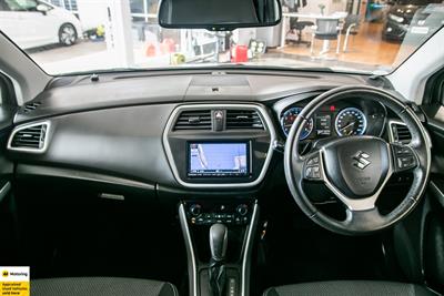 2015 Suzuki S-Cross - Thumbnail