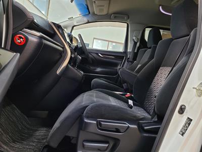 2015 Toyota Vellfire - Thumbnail