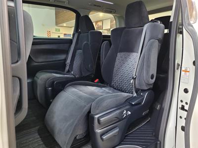 2015 Toyota Vellfire - Thumbnail