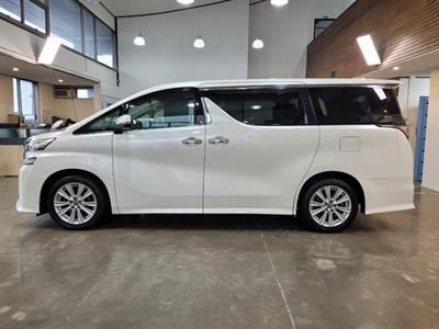 2015 Toyota Vellfire - Thumbnail