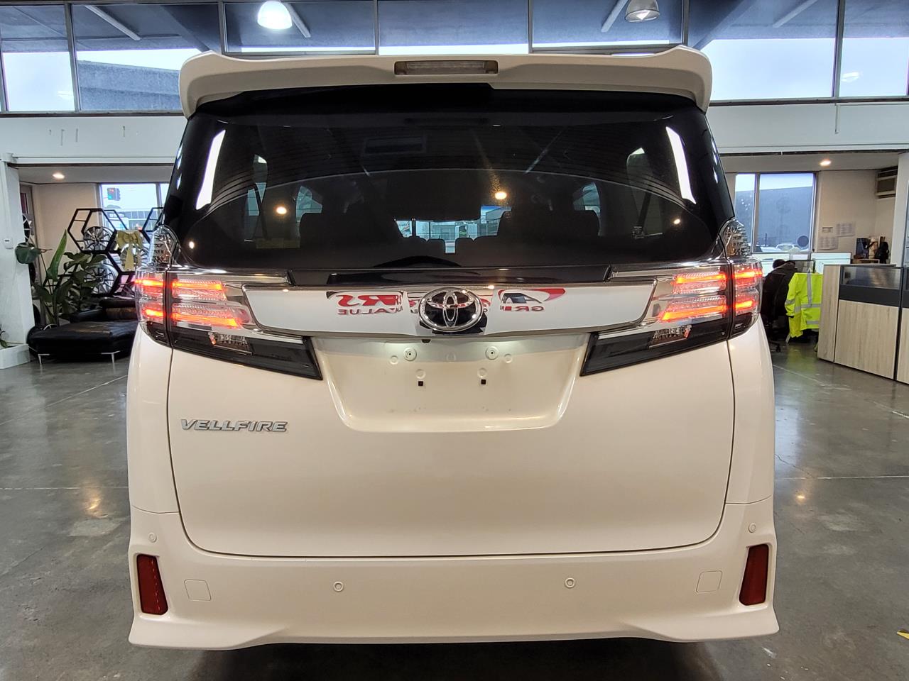 2015 Toyota Vellfire
