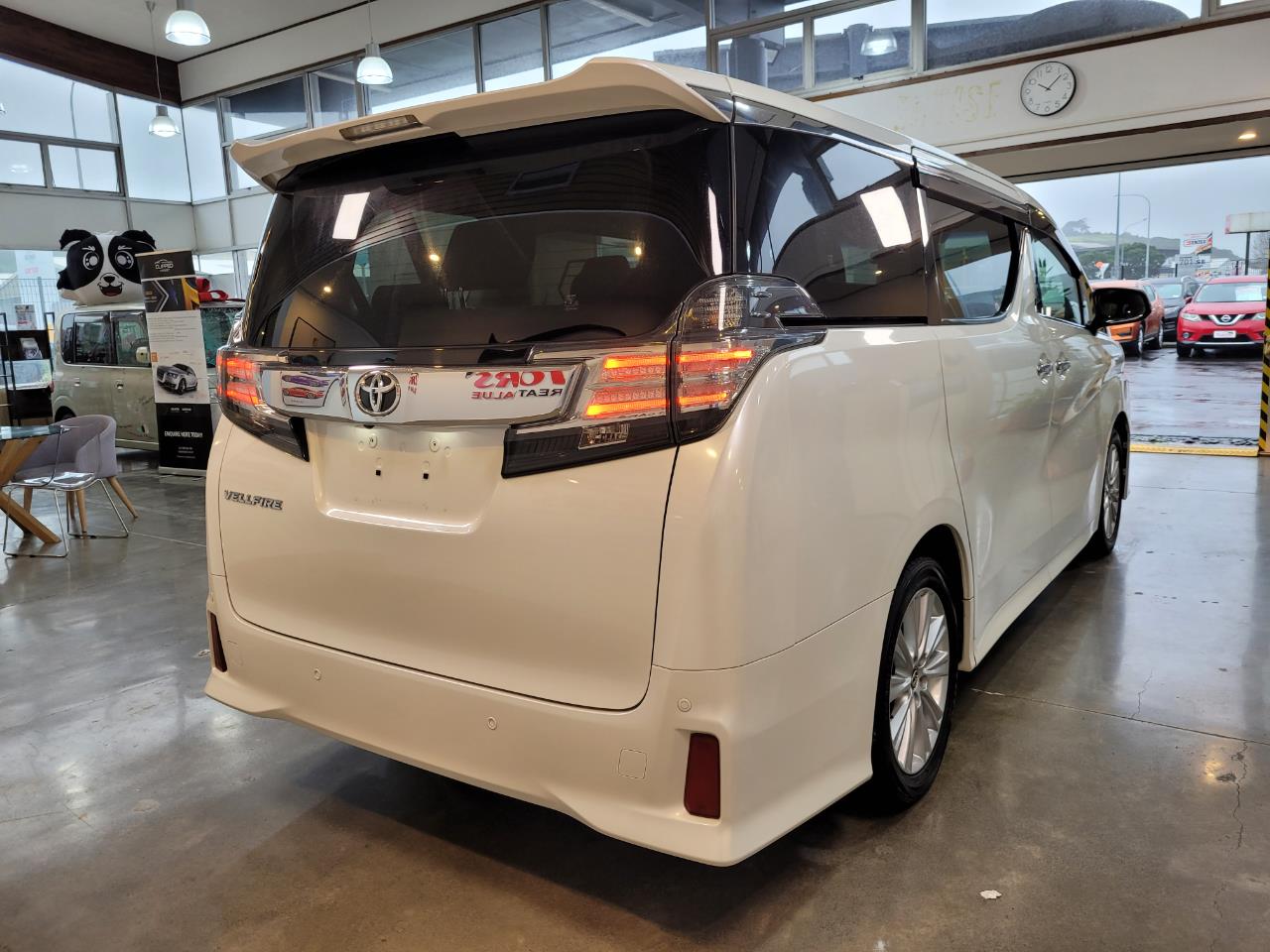 2015 Toyota Vellfire