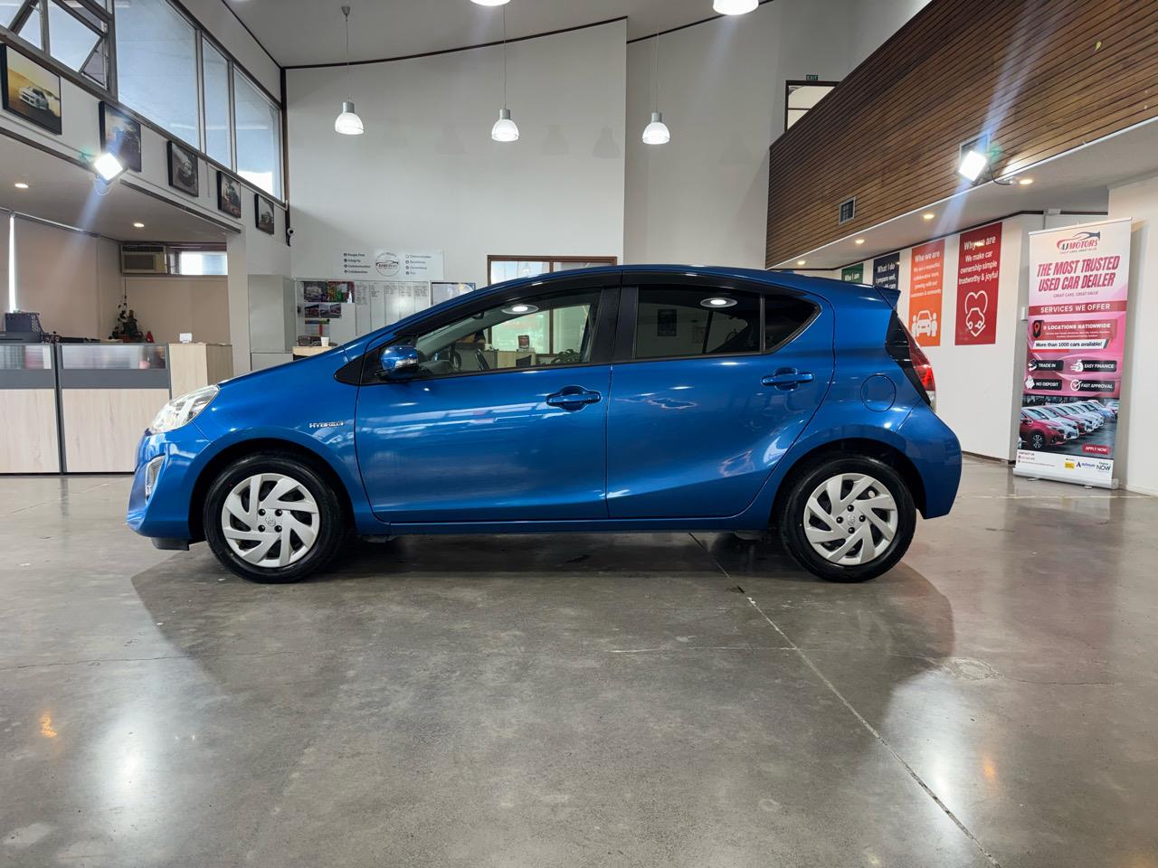 2015 Toyota Aqua