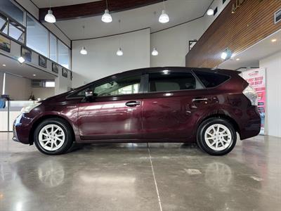 2013 Toyota Prius - Thumbnail