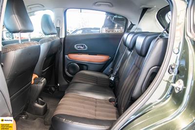2015 Honda Vezel - Thumbnail