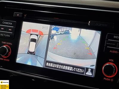 2019 Nissan Leaf - Thumbnail