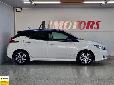 2019 Nissan Leaf - Thumbnail