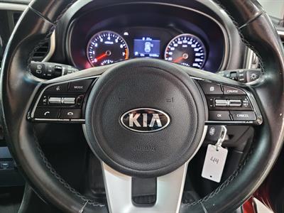 2021 Kia Sportage - Thumbnail