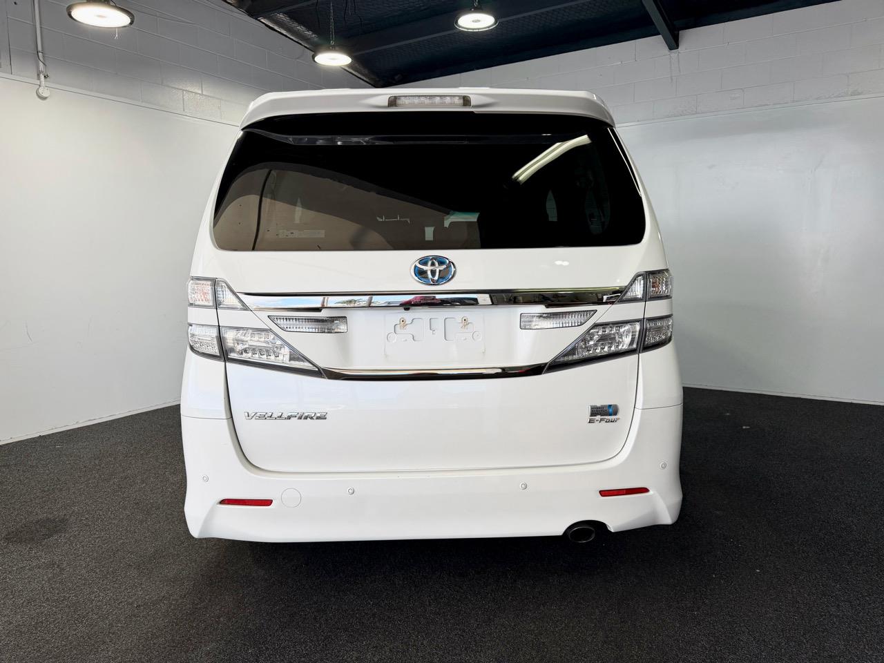 2014 Toyota Vellfire