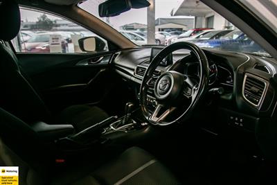 2018 Mazda Axela - Thumbnail