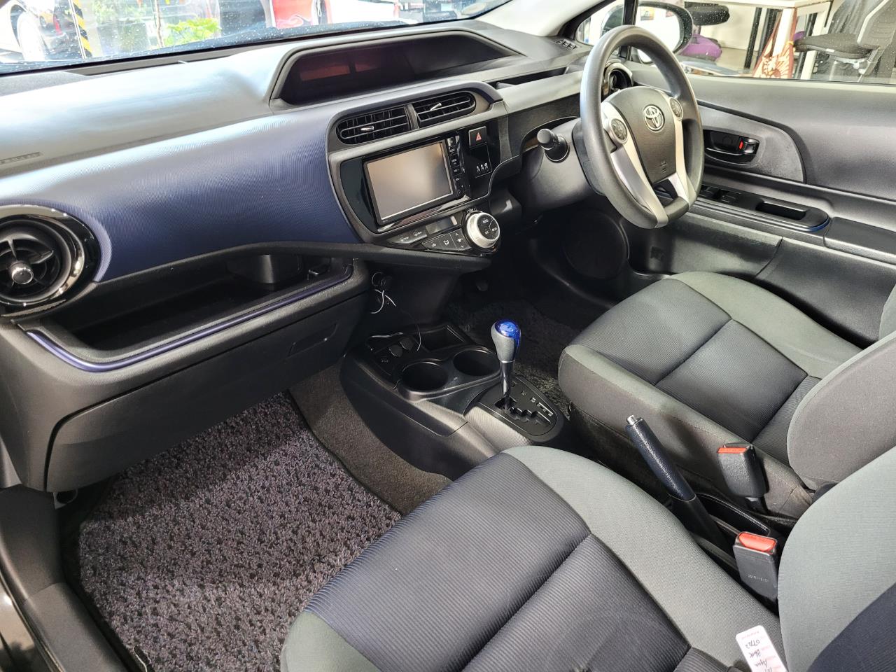 2016 Toyota Aqua