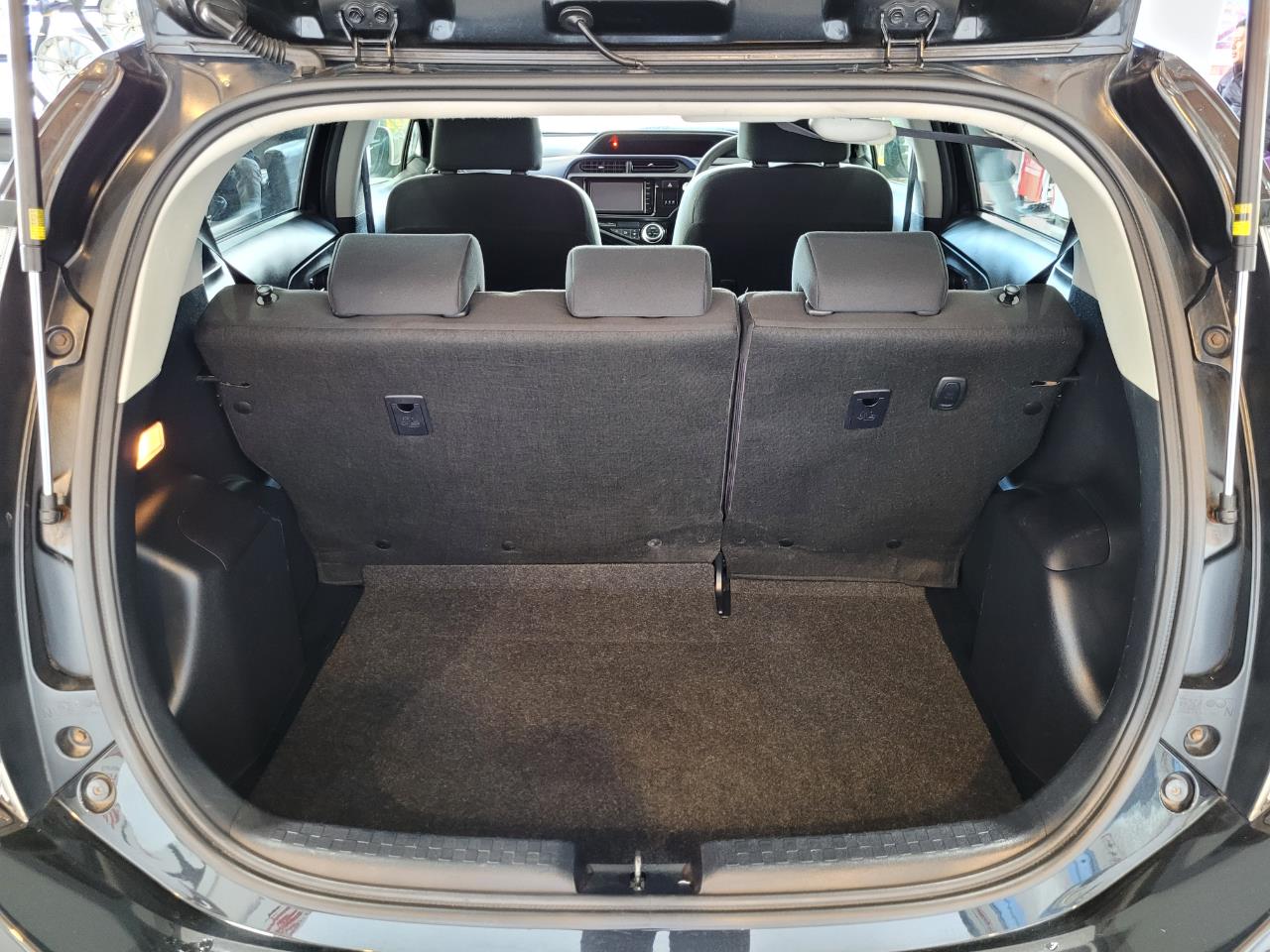 2016 Toyota Aqua