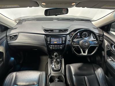 2020 Nissan X-Trail - Thumbnail