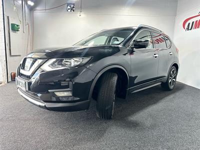 2020 Nissan X-Trail - Thumbnail