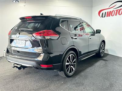 2020 Nissan X-Trail - Thumbnail