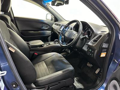 2017 Honda Vezel - Thumbnail