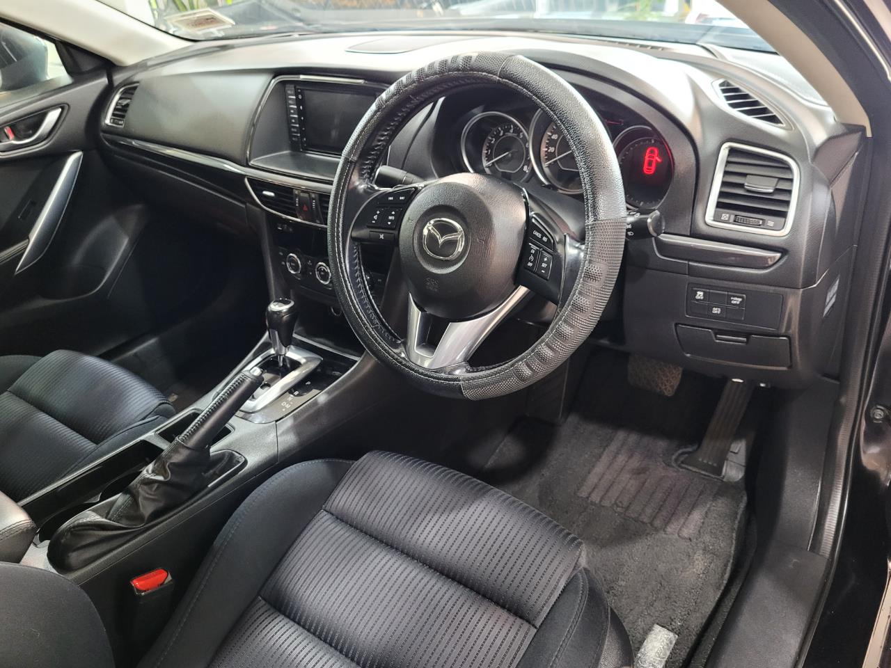 2013 Mazda Atenza