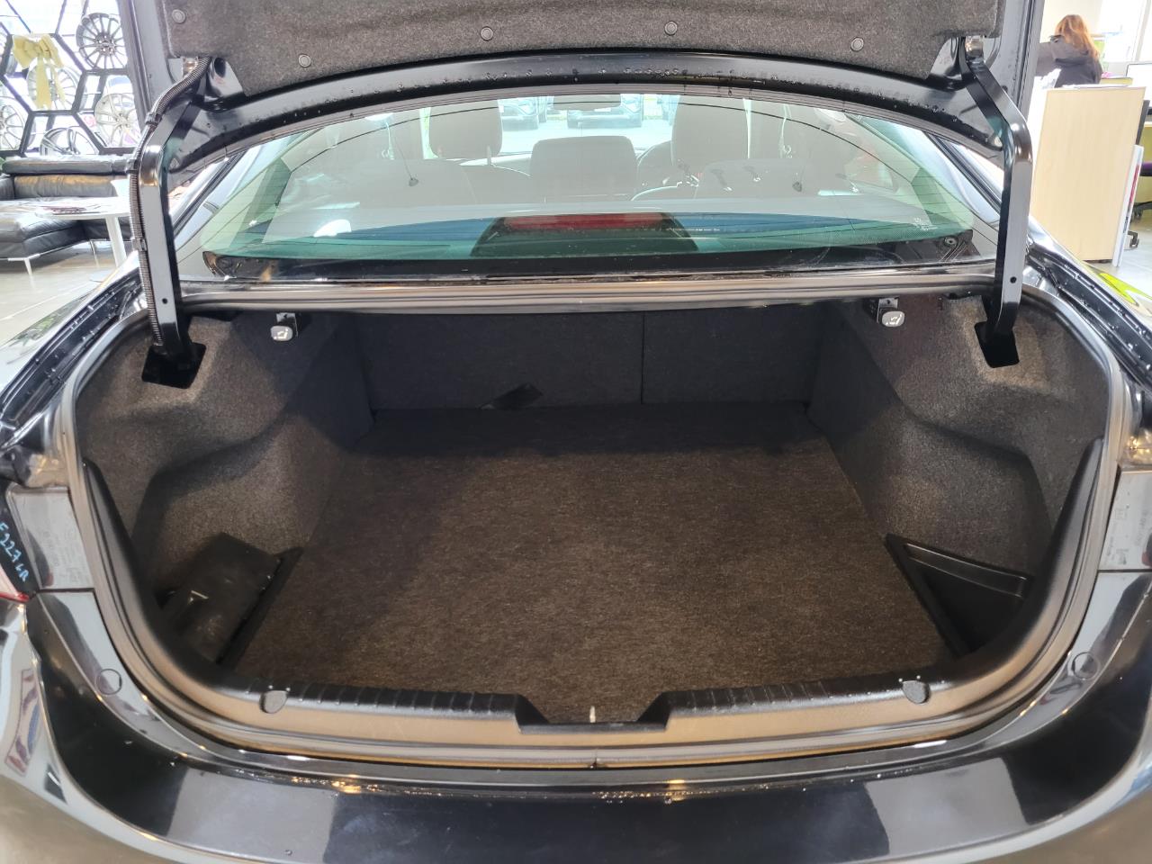 2013 Mazda Atenza