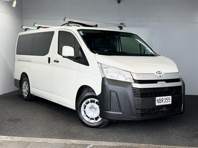 2020 Toyota Hiace - Thumbnail