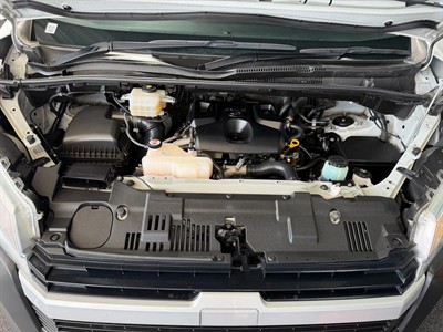 2020 Toyota Hiace - Thumbnail