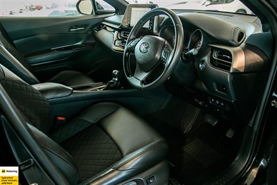 2020 Toyota C-HR - Thumbnail
