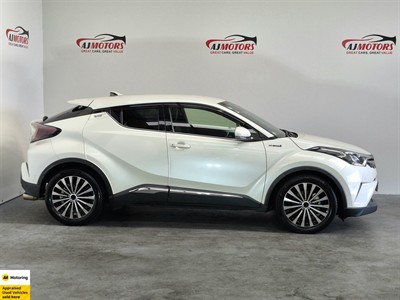 2017 Toyota C-HR - Thumbnail