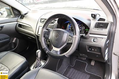 2015 Suzuki Swift - Thumbnail