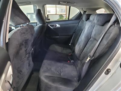 2012 Lexus CT 200h - Thumbnail