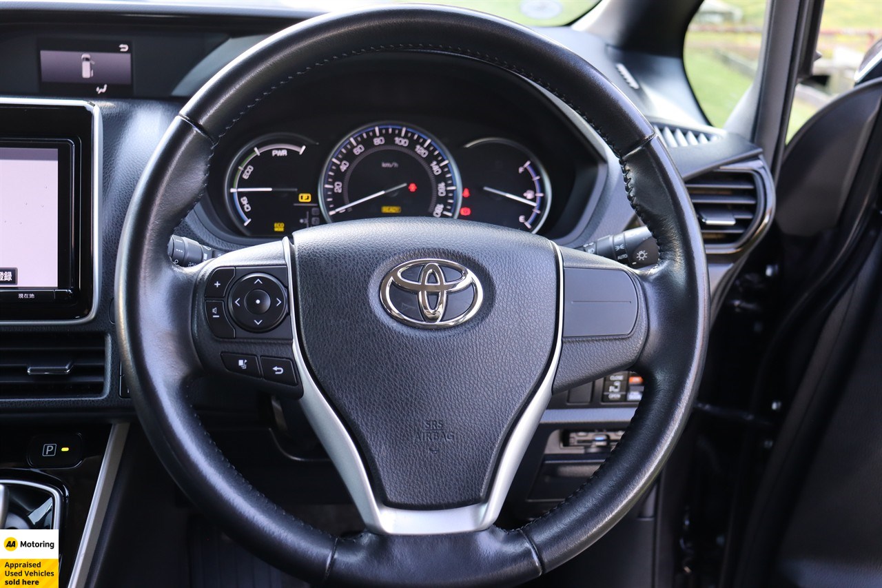 2017 Toyota Esquire